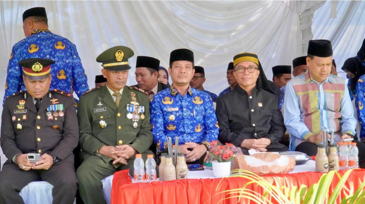 Peringatan Hardiknas dan Haotda, Bupati Dompu,  Bacakan Sambutan Mendasmen dan Mendagri