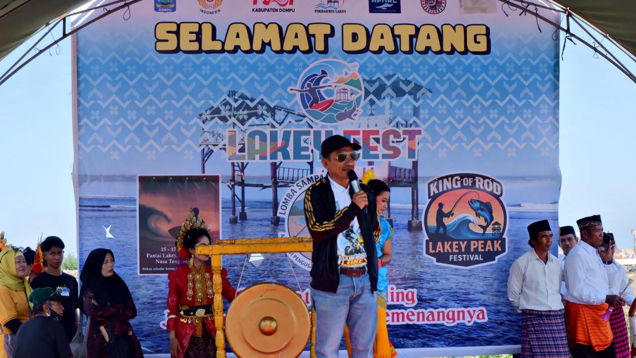 Lomba Surfing  dan Sampan Layar Mini Ajang Festival Lakey, Wabup Sampaikan Ini 
