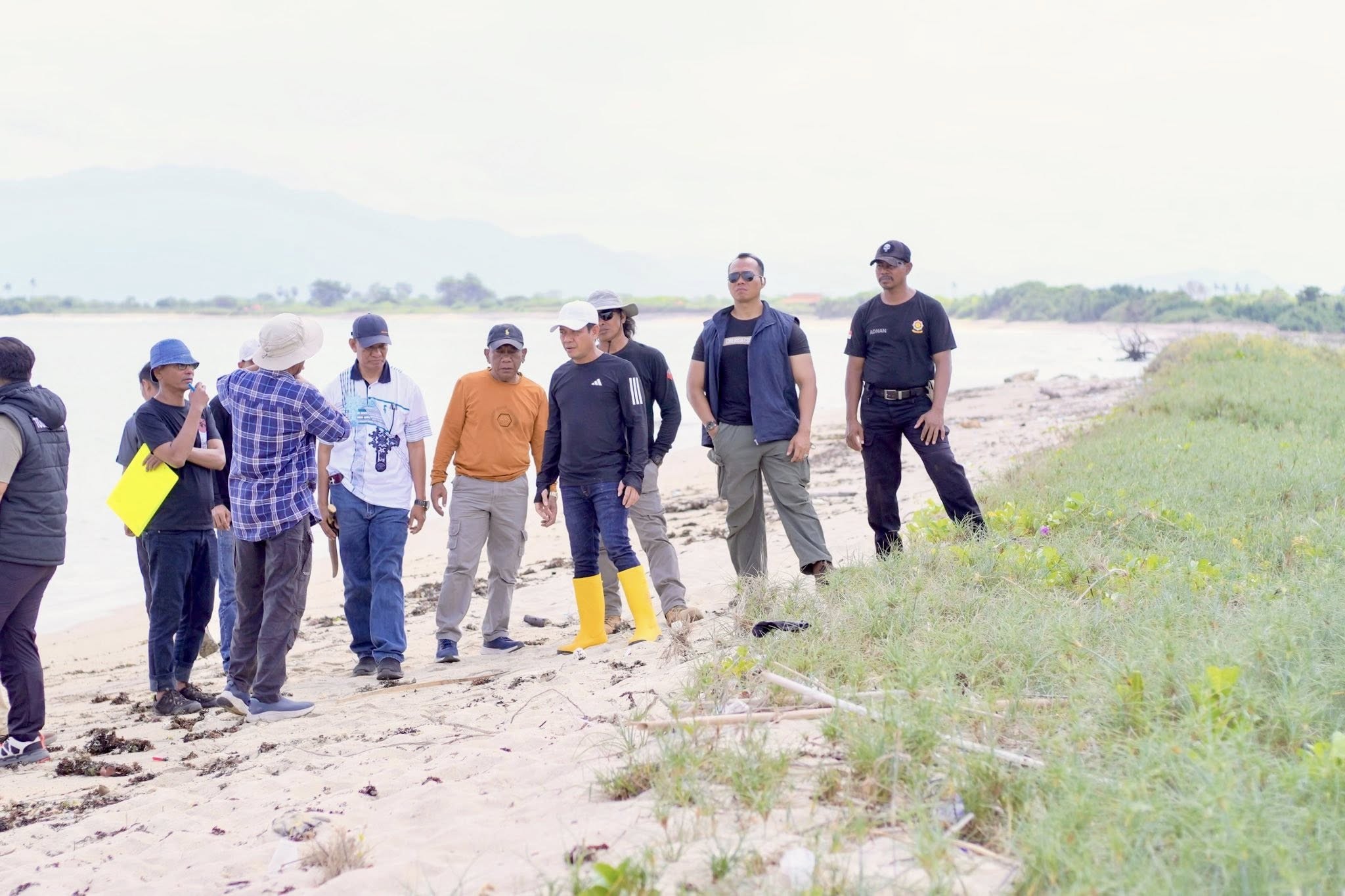 Bupati Dompu meninjau kesiapan lokasi Festival Lakey 2025