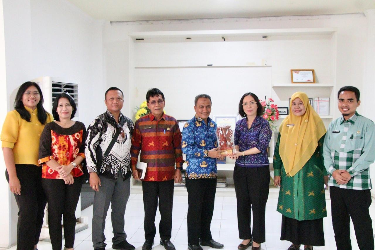 Wabup Dompu Terima Audiensi Tim Manajemen dan Dokter Rumah Sakit Ngoerah Denpasar Bali