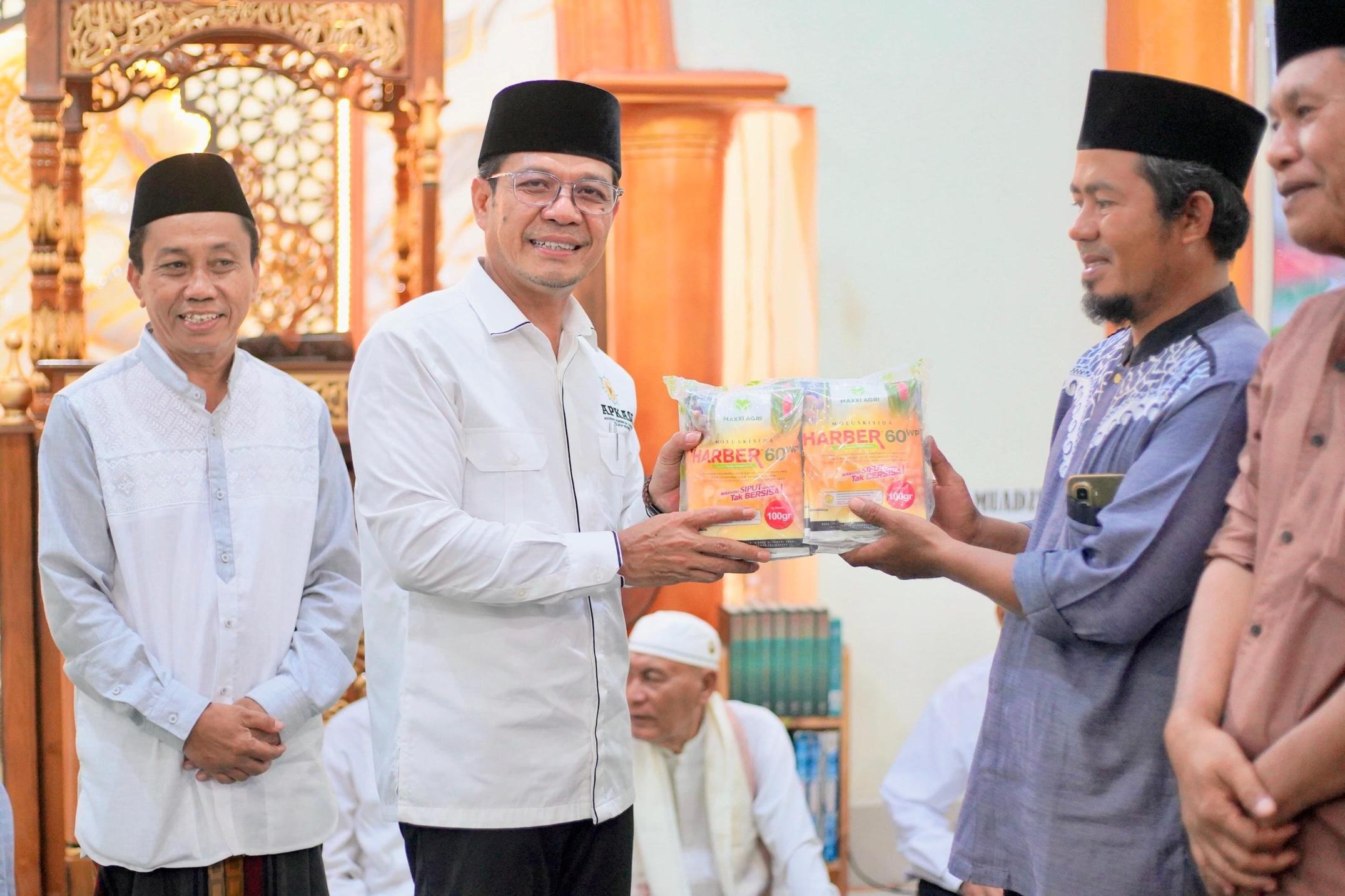 Bupati Dompu Awali Safari Ramadhan  Tingkat Kabupaten di Kecamatan Kempo