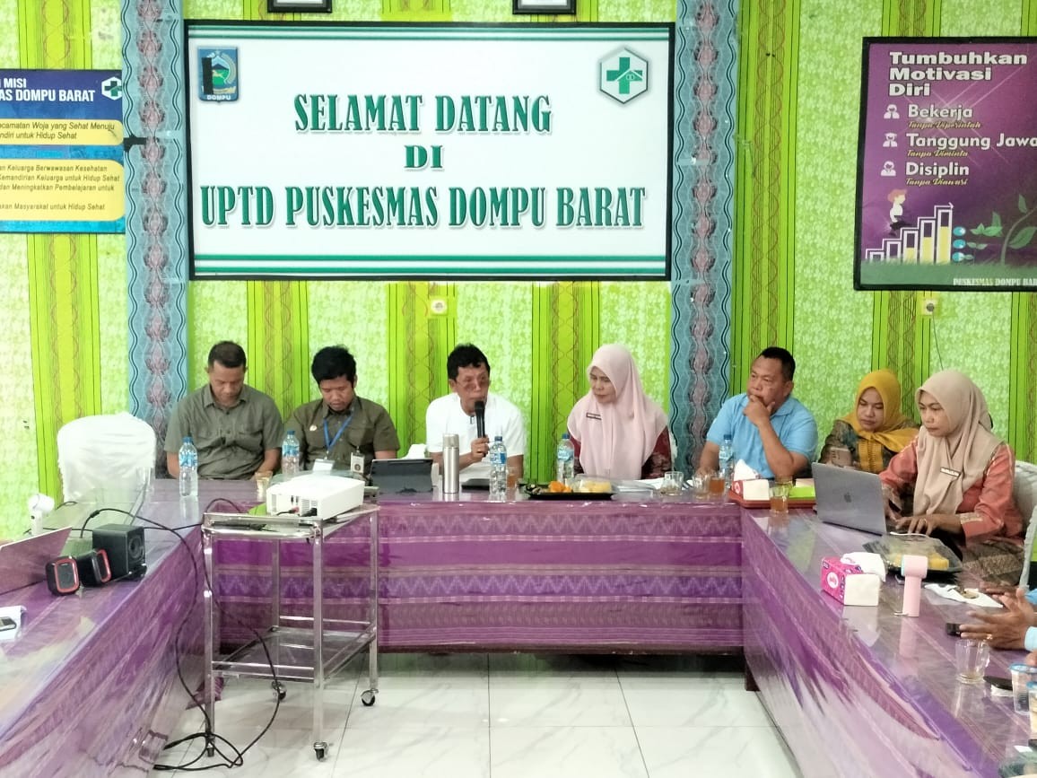Pj. Sekda Dompu Dampingi Kunker Penasehat Khusus Presiden RI di BLUD Puskesmas Dompu Barat