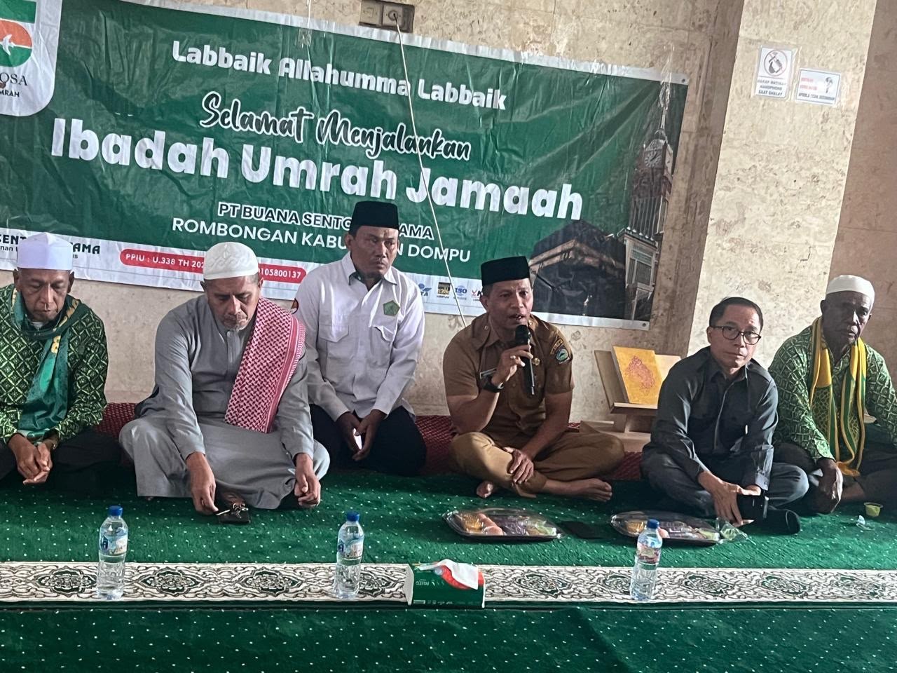 Bupati Dompu diwakili Asisten I Lepas Jamaah Umroh PT. Buana Sentosa Utama