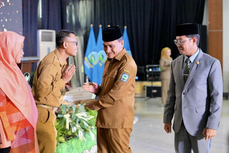 Bupati dan Wabup Dompu Tampil Bersama Hadiri MUSREMBANG Tahun 2026