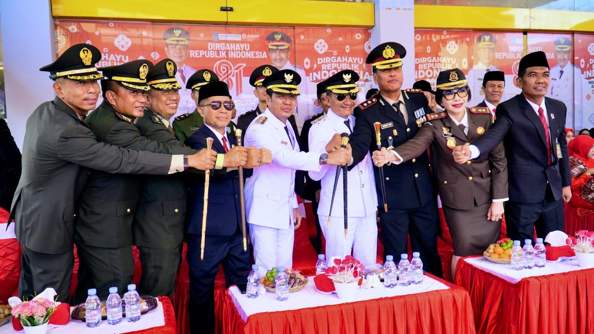Irup Detik-Detik Proklamasi Kemerdekaan RI Ke-81, Bupati Dompu Aplaus Penampilan Paskibraka