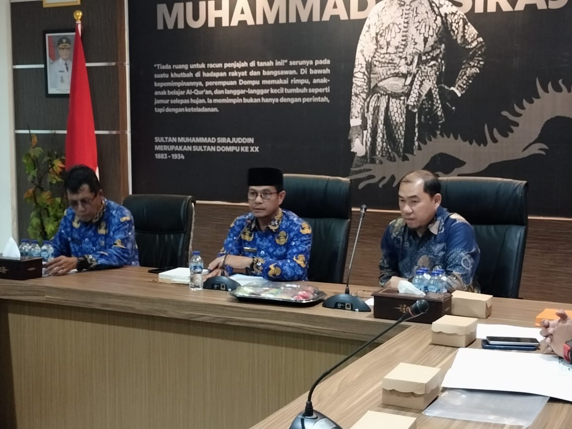 Bupati Dompu Tekankan Komitmen OPD dalam Exit Meeting Bersama BPK