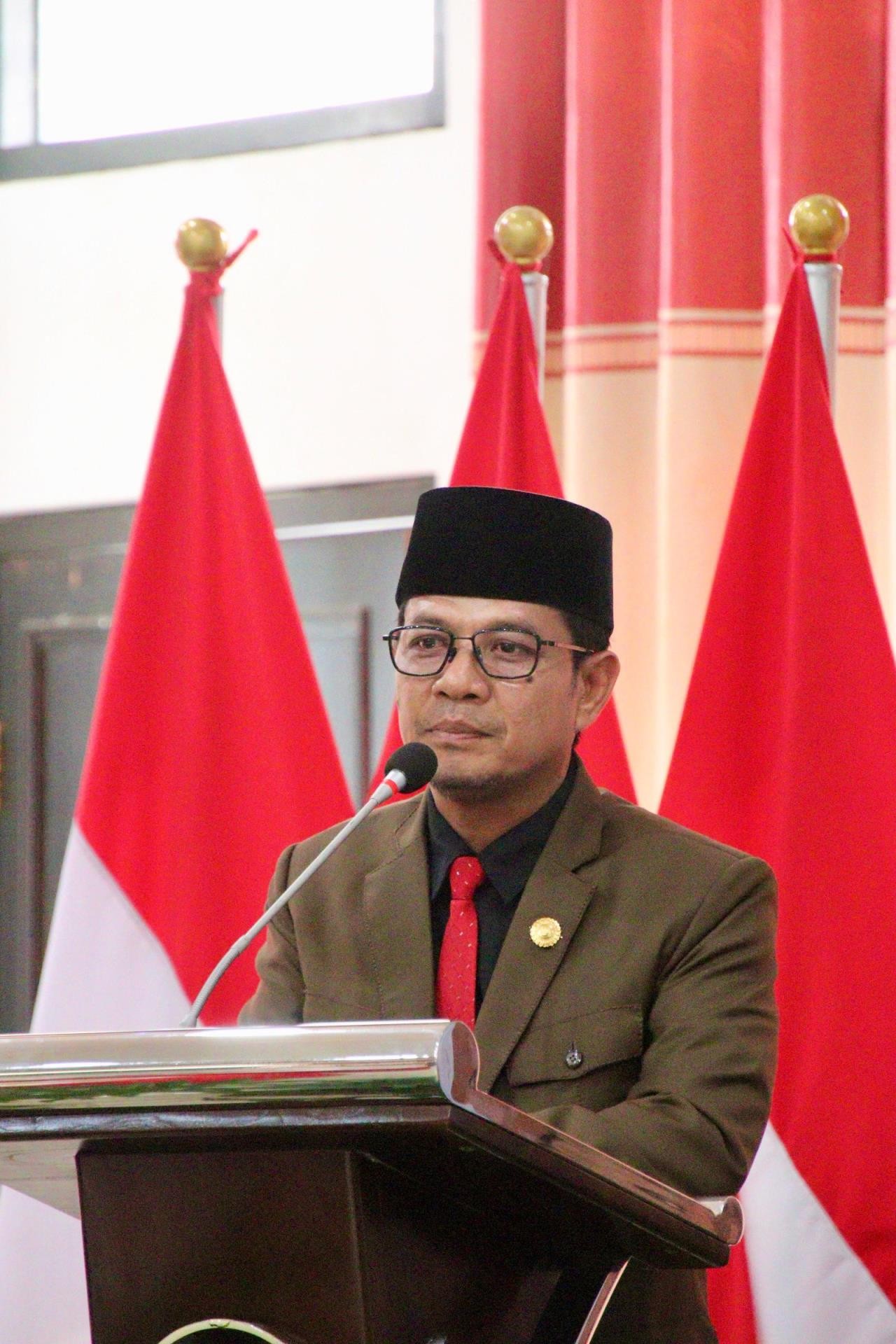 Lantik dan Ambil Sumpah 15 Orang Pejabat Pimpinan Tinggi Pratama, Bupati Dompu Sampaikan Hikmah Ini