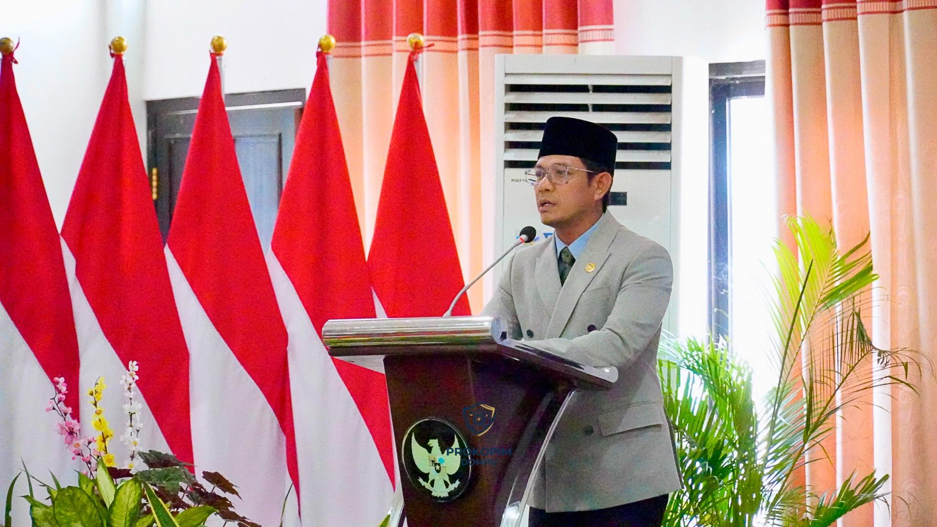 Bupati Dompu Secara Resmi Kukuhkan dan Ambil Sumpah 62  Kepsek TK, SD dan SMP