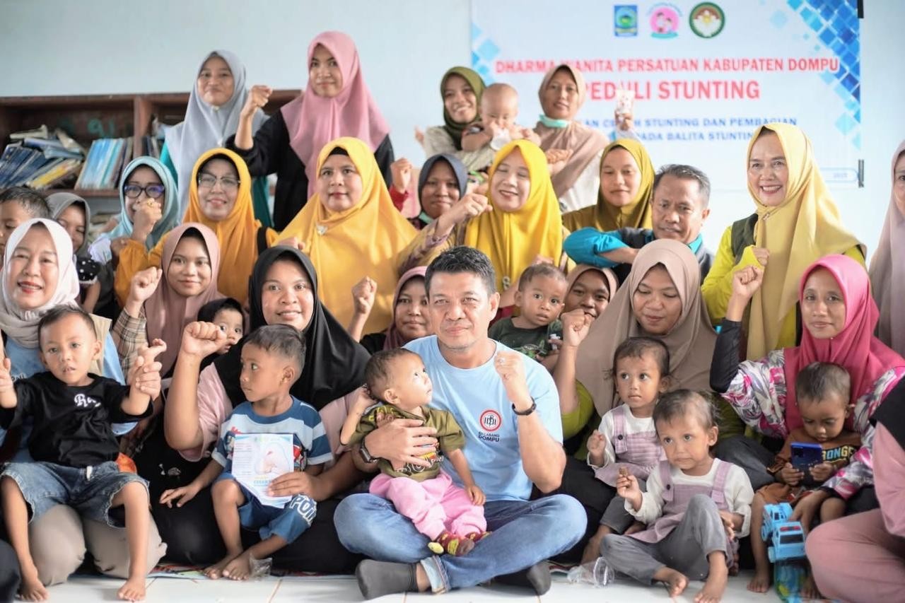 BUPATI HADIRI BHAKTI SOSIAL KESEHATAN GRATIS