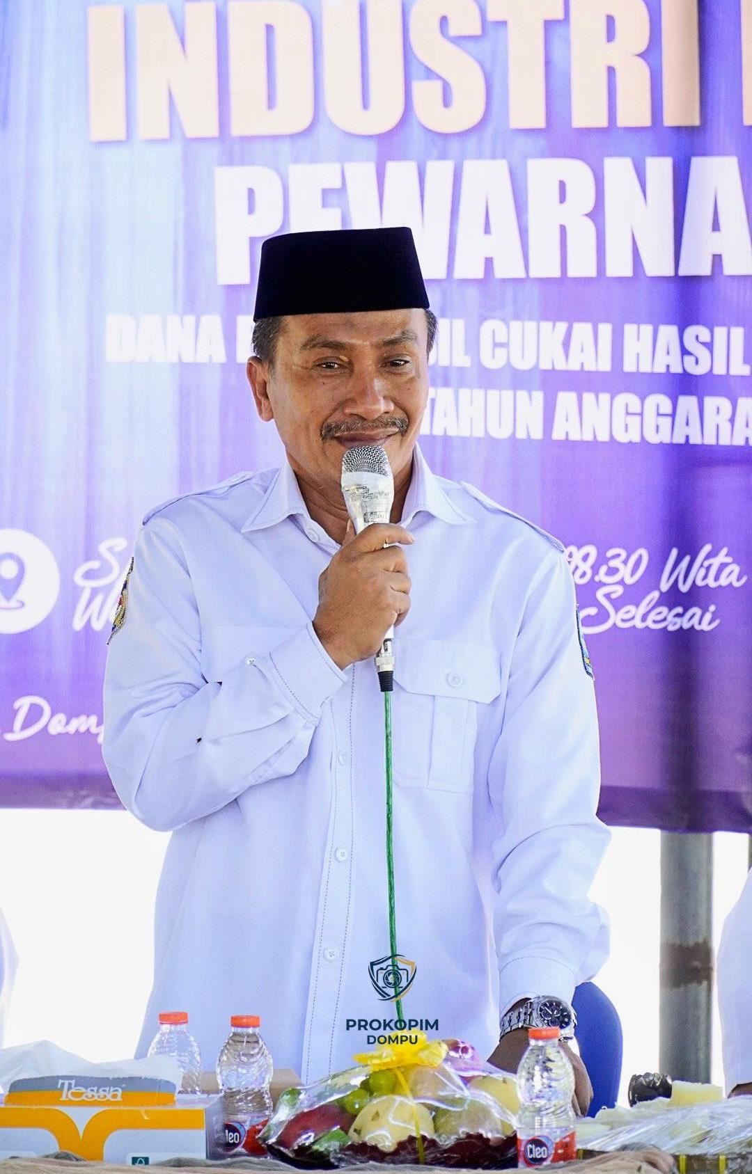 Buka Pelatihan Industri  Benang Pewarna Alami, Wabup Dompu Ajak Peserta Lestarikan Budaya Leluhur  