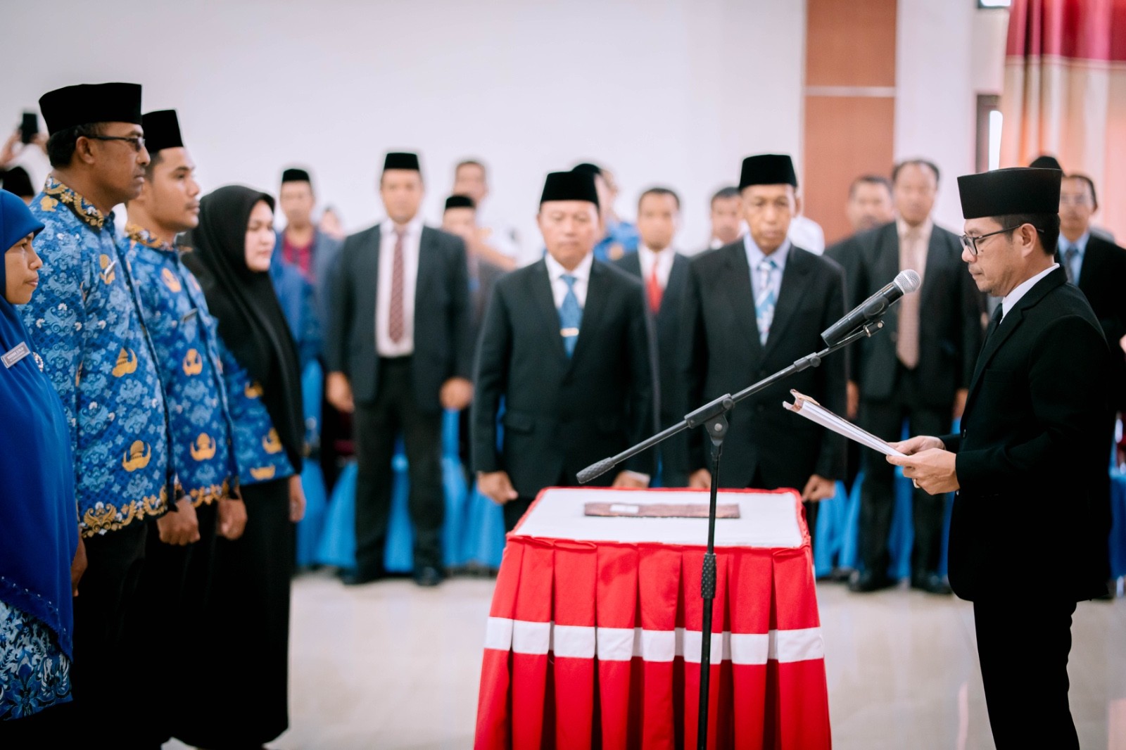 Ada Pelantikan, Bupati Dompu Lantik dan Ambil  Sumpah Jabatan Ini