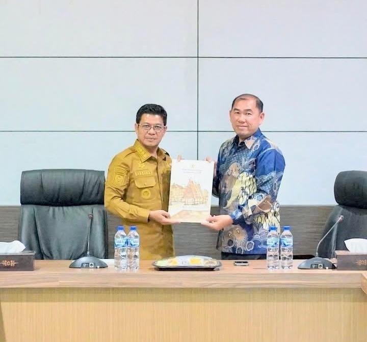 Bupati Dompu Entry Meeting Dengan Tim Auditor BPK Perwakilan NTB