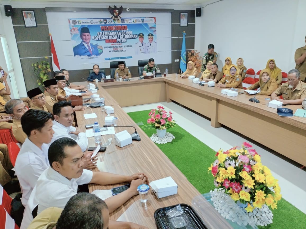 Wabup Dompu Ikuti Launching Nasional 80.000 Koperasi Merah Putih Via Zoom Meeting