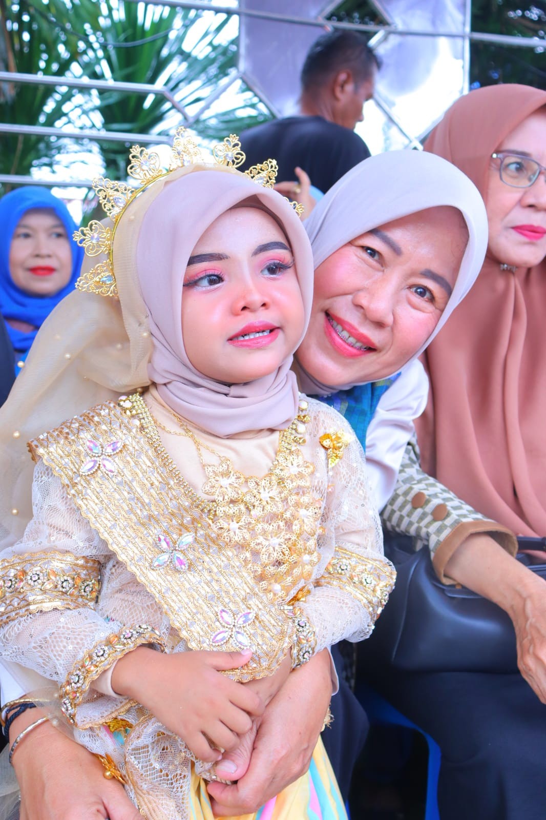 Bunda PAUD Dompu Bersamai dan Lepas Peserta Karnaval Anak
