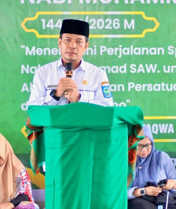 Bupati Dompu Hadiri Peringatan Isra Miraj di Desa Sorinomo