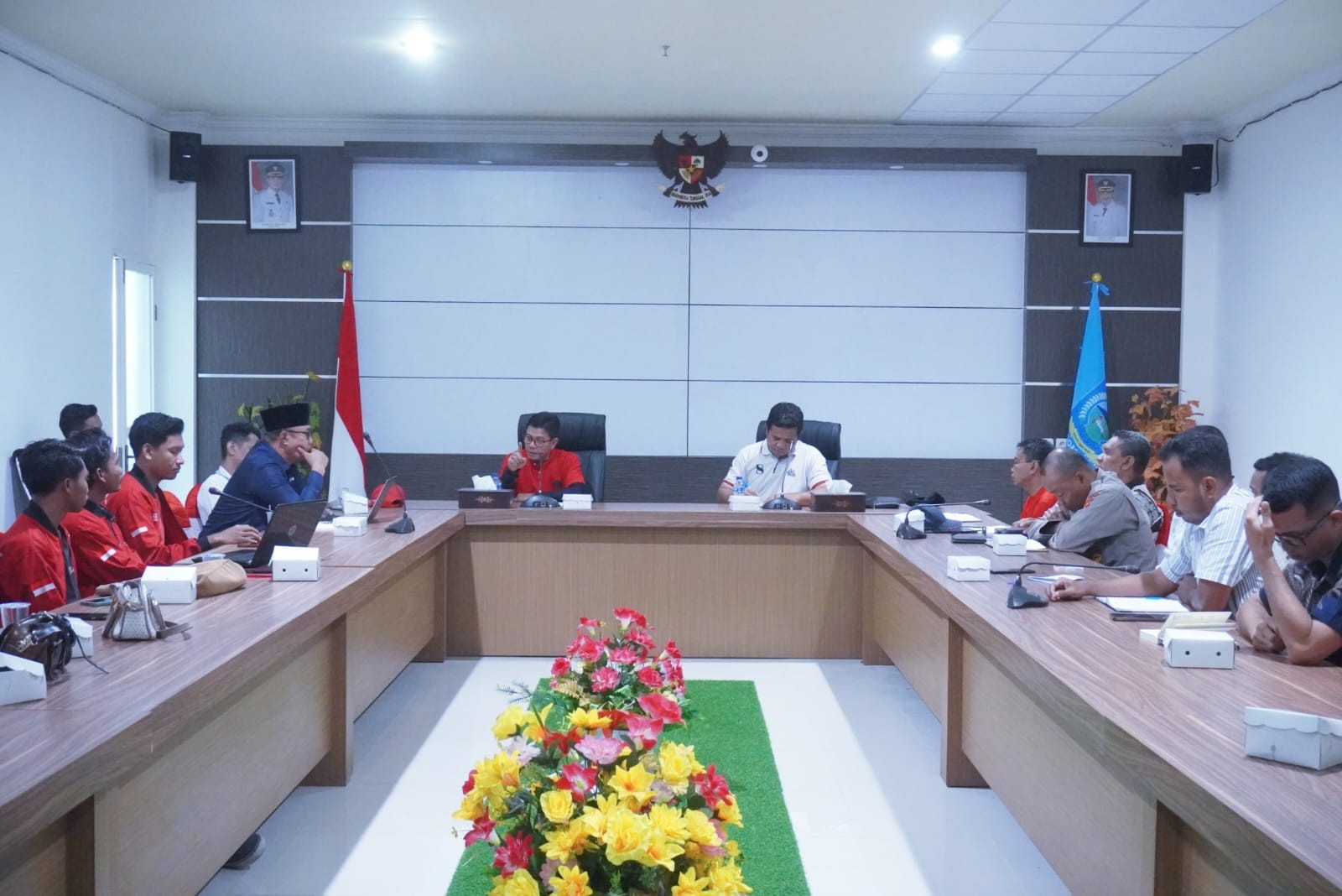 Terima Audiensi LMND, Bupati Dompu Paparkan Beberapa Hal Penting