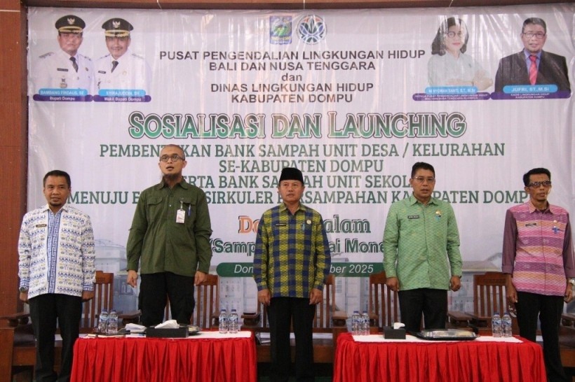 Sekda Dompu Hadiri Lonching Pembentukan Bank Sampah dan Gelar sosialisasi 